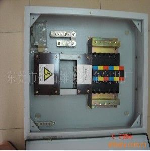供应厂家专业定做排骨配电箱 雄骏助力机械与行业设备配电